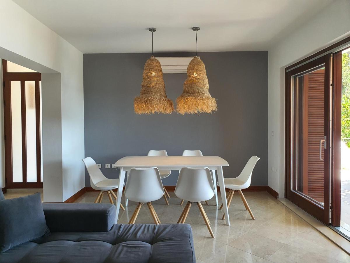 Apartments Villa Oliva Turanj Extérieur photo