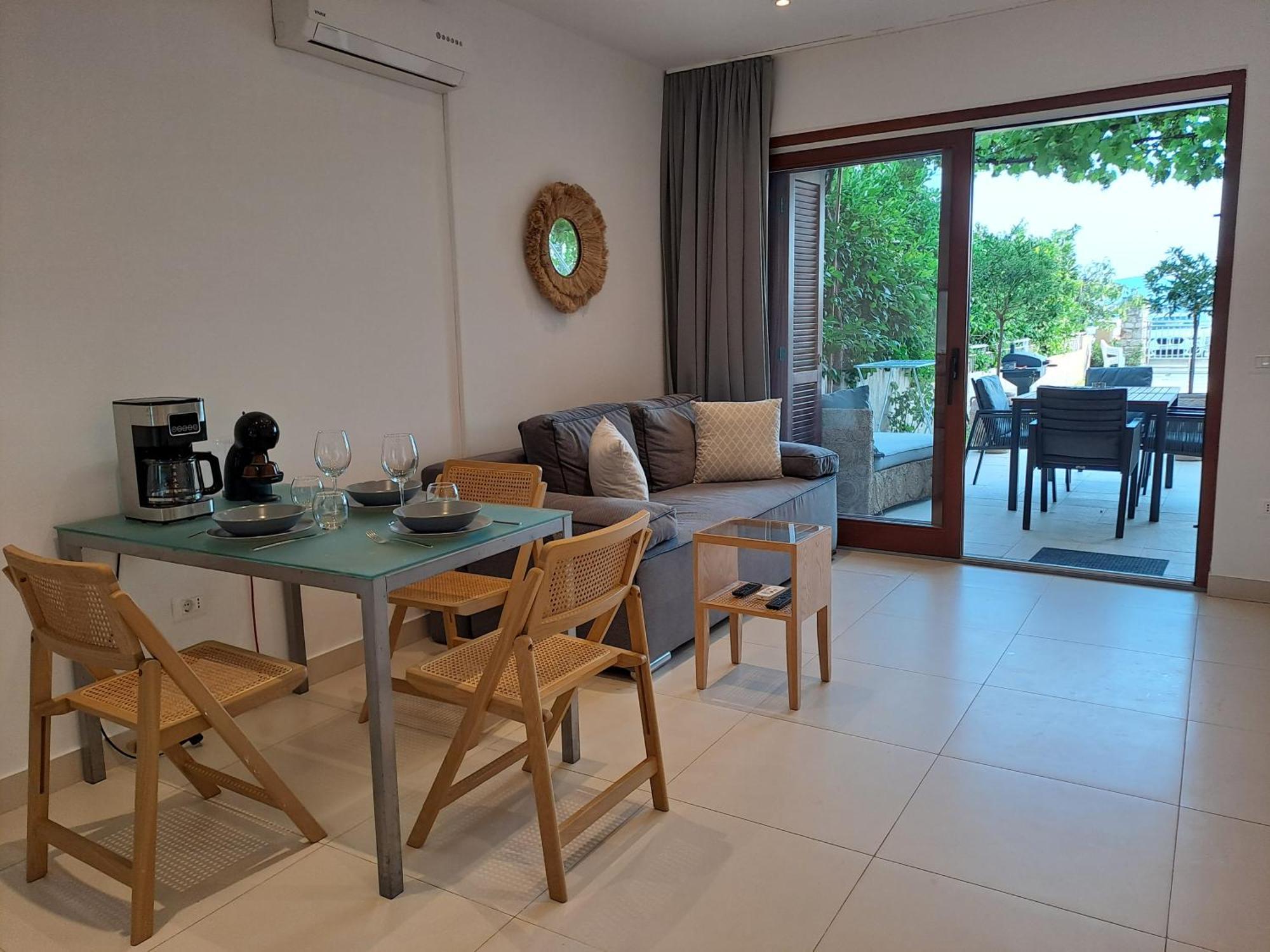 Apartments Villa Oliva Turanj Chambre photo